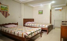 Hotel Pelangi HS